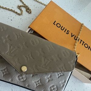 Louis Felicie Pochette barely used for sale